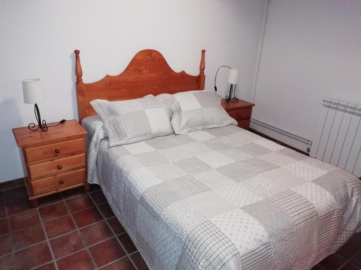 Отель Ca La Bet Claravalls Экстерьер фото